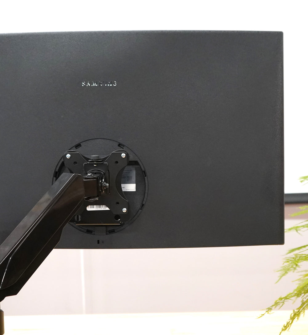 Gladiator Joe Samsung Monitor VESA Adapter Bracket - GJ0A0115-R2