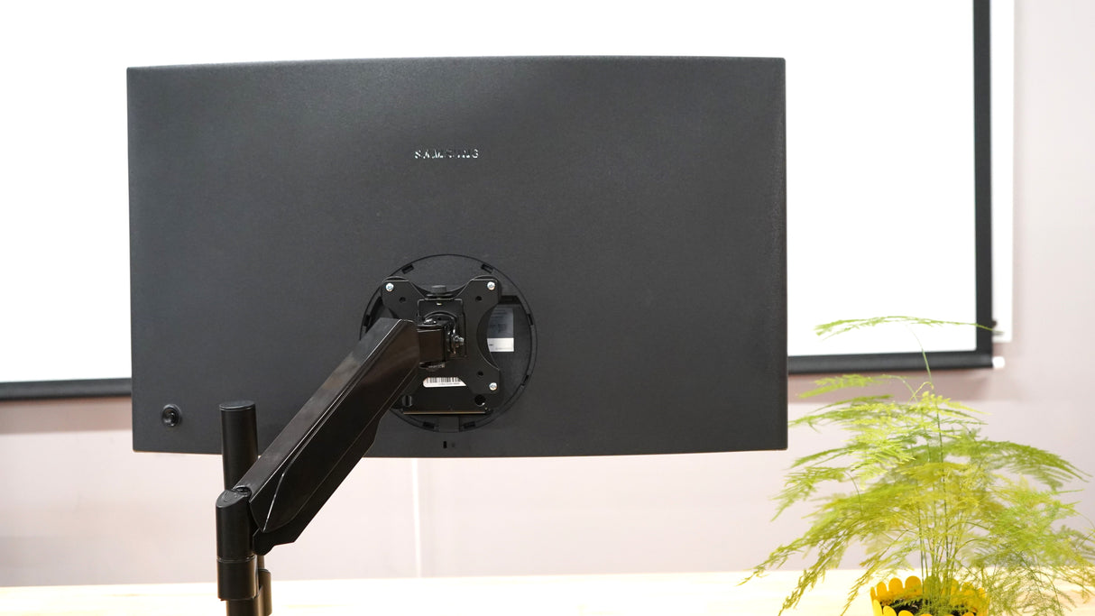 Gladiator Joe Samsung Monitor VESA Adapter Bracket - GJ0A0115-R2